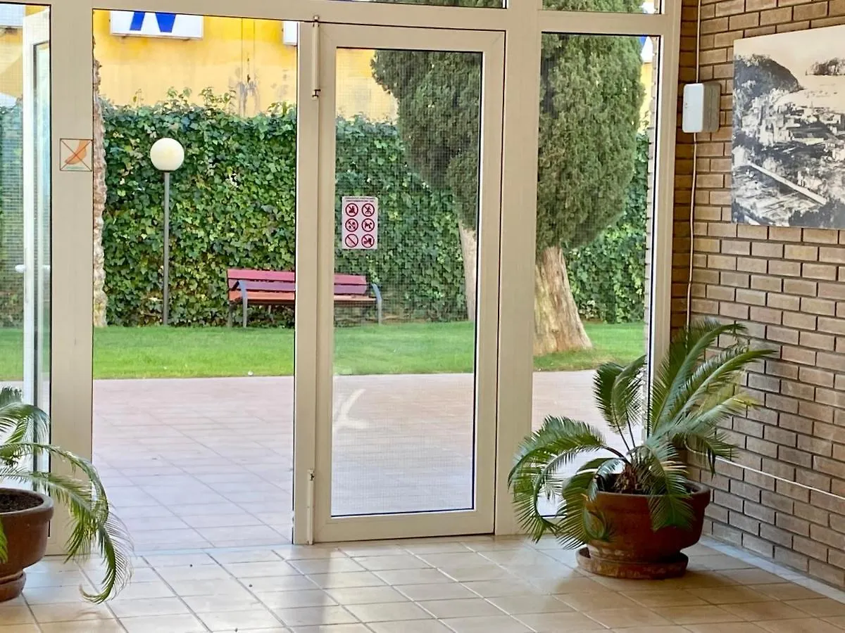 ל'אסטרטיט Sol Apartment